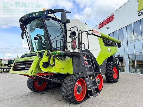 Cosechadora de Cereal - Claas - lexion 8700tt + v1080