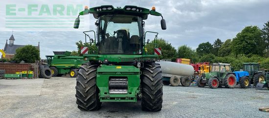 Cosechadora de Cereal - John Deere - 8300