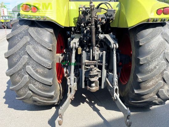 Tractor agrícola - Claas - axion 840 cmatic
