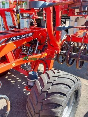 Cultivador - Kuhn - prolander 7500 mit upgrade der zusätzl. stützrad