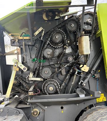 Empacadora gigant - Claas - rollant rc355