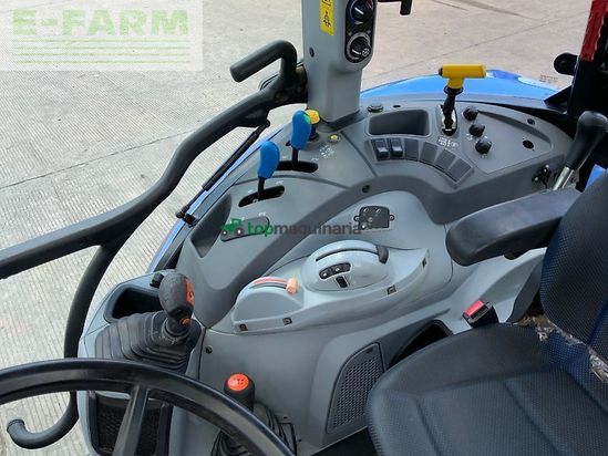 Tractor agrícola - New Holland - t5.95 tractor (st23758)