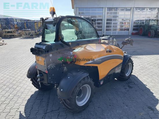 Minicargadora - Giant - tendo 5048 mit weidemann aufnahme