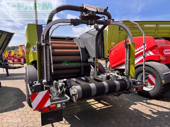 Empacadora gigant - Claas - rollant 454 uniwrap