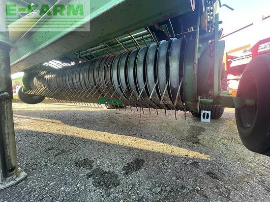 Empacadora gigant - Krone - comprima f 155 xc