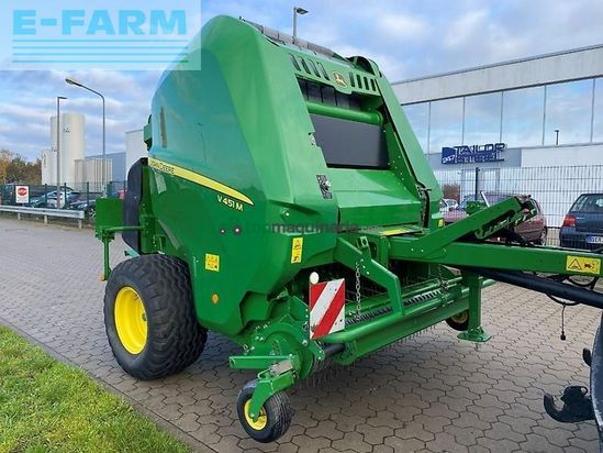 Empacadora gigant - John Deere - v 451 m