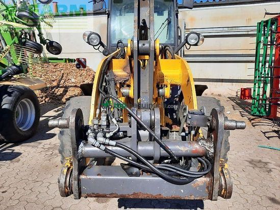 Minicargadora - New Holland - w 80 c