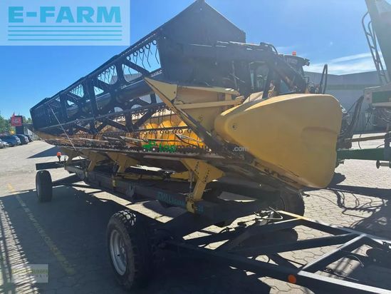 Cosechadora de Cereal - New Holland - cr 8080