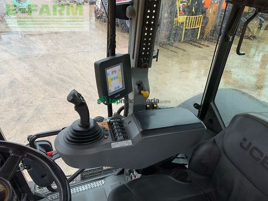 Tractor agrícola - JCB - 4220 fastrac tractor (st24701)