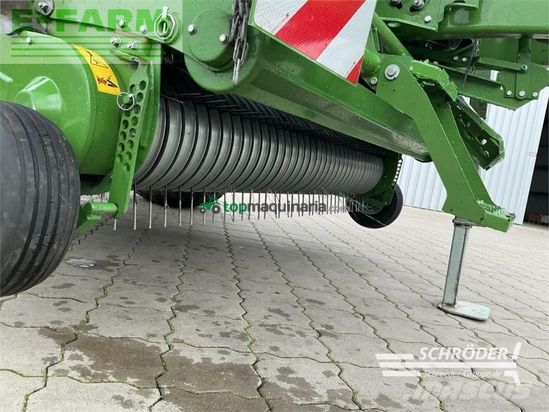 Empacadora gigant - Krone - varipack v 190 xc