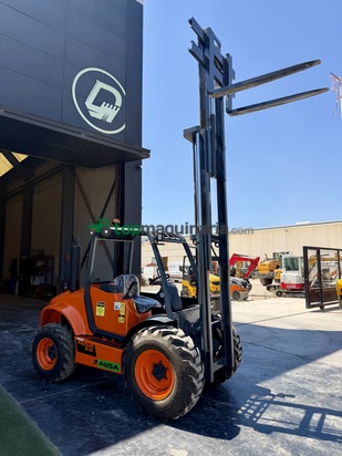 Carretilla todoterreno Ausa Ch 250 4x4