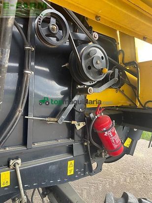 Cosechadora de Cereal - New Holland - cs 660
