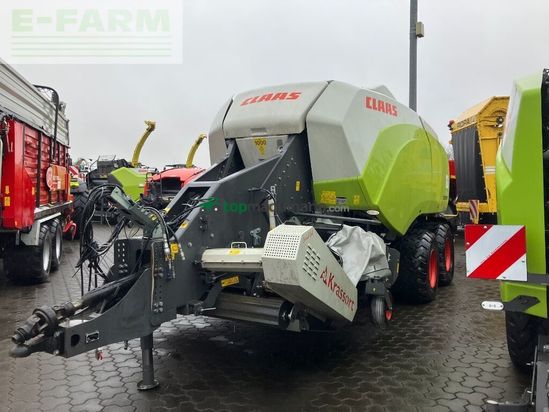 Empacadora gigant - Claas - quadrant 5300 fc + krassort sc 180