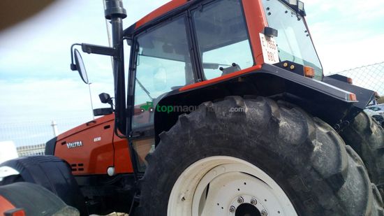 Tractor agrícola - Valtra - 8550
