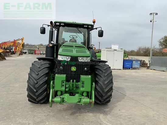 Tractor agrícola - John Deere - 8270r tractor (st21773)