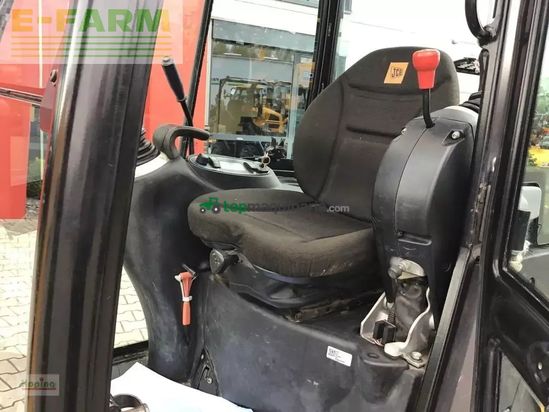 Excavadora - JCB - 8020