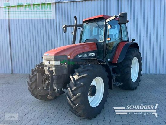 Tractor agrícola - New Holland - tm 135
