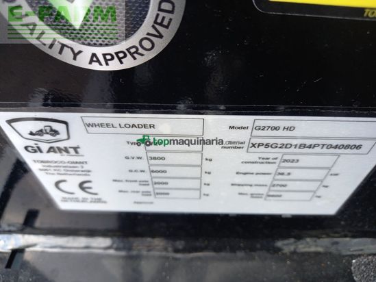 Minicargadora - Giant - g2700 hd