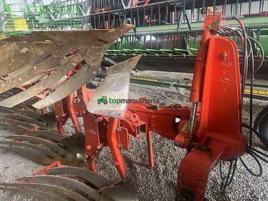 Arado - Kuhn - vari master 123