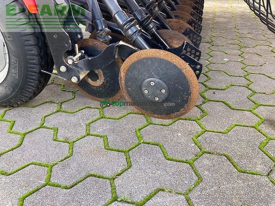 Sembradora - Pöttinger - vitasem 302