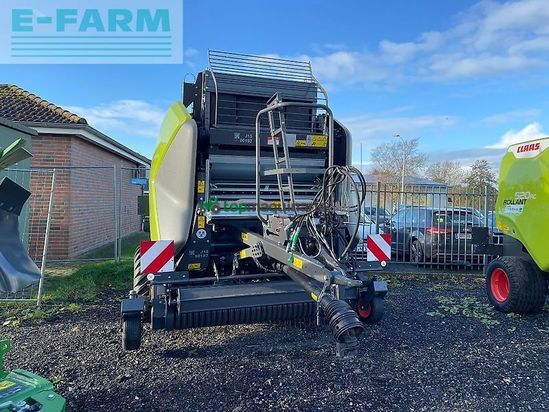 Empacadora gigant - Claas - variant 585 rc