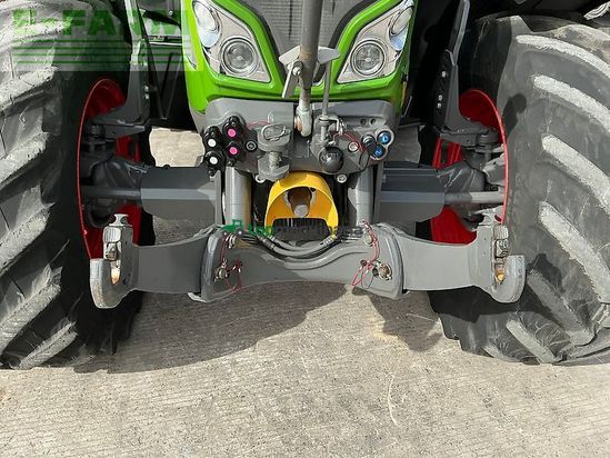 Tractor agrícola - Fendt - 724 profi plus tractor (st27737)