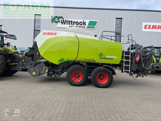Empacadora gigant - Claas - quadrant 5300 fc