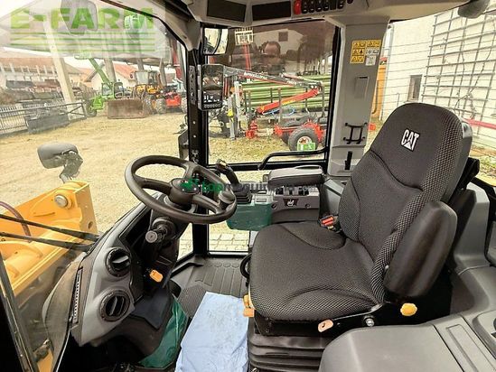 Minicargadora - Caterpillar - 906