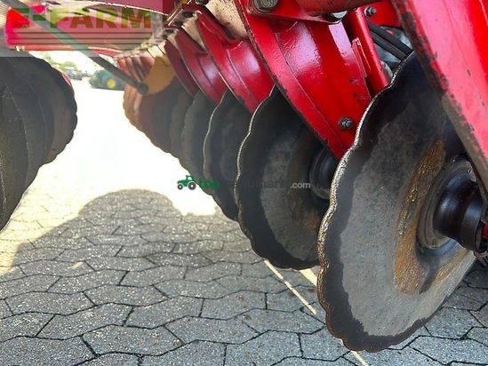 Sembradora - Väderstad - spirit st600c