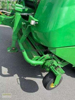 Empacadora gigant - John Deere - 990