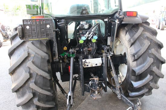 Tractor agrícola - New Holland - t4020 deluxe