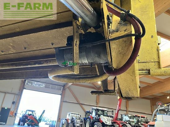 Cosechadora de Cereal - New Holland - tc 5070