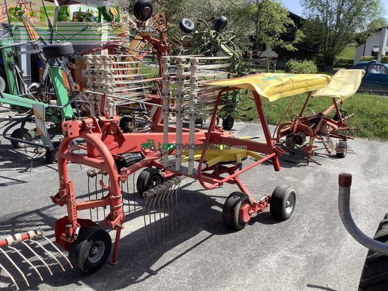 Henificador - Pöttinger - top 421 n