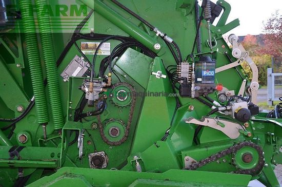 Empacadora gigant - John Deere - 990