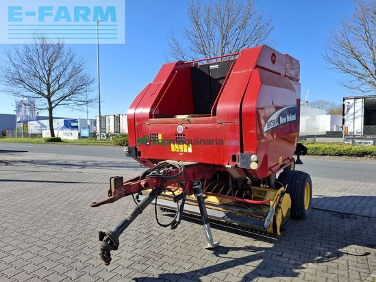 Empacadora gigant - New Holland - br 750