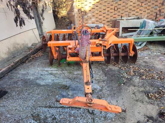 Grada Galucho  de 23 discos en V