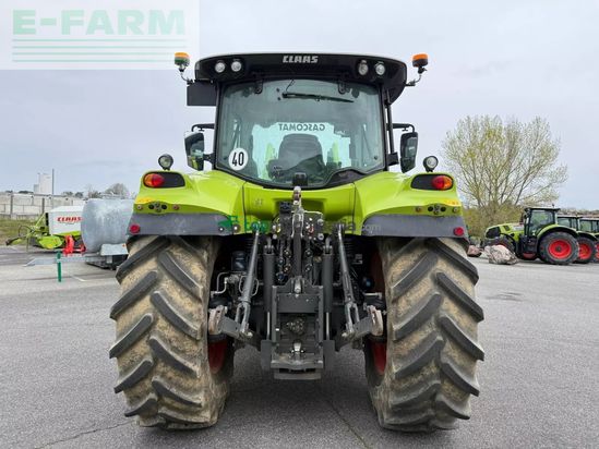Tractor agrícola - Claas - arion 530 hexashift -