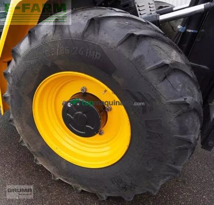 Elevadora - JCB - 940-4