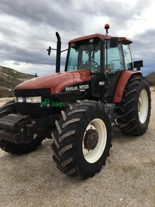 Tractor agrícola - New Holland - M135