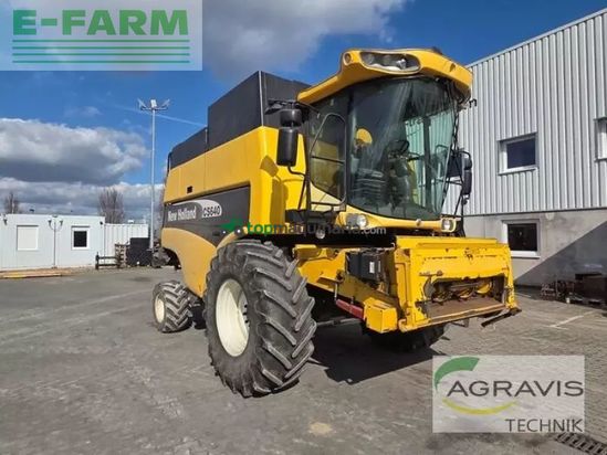 Cosechadora de Cereal - New Holland - cs 640