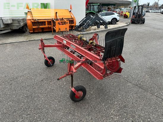 Rastrillo - Pöttinger - Heuraupe KR 220
