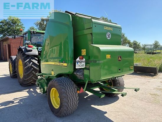 Empacadora gigant - John Deere - 864