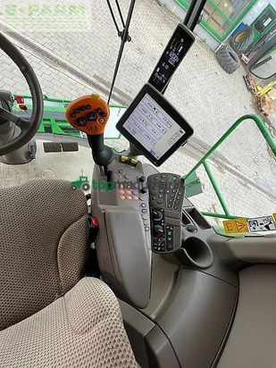 Cosechadora de Cereal - John Deere - t560