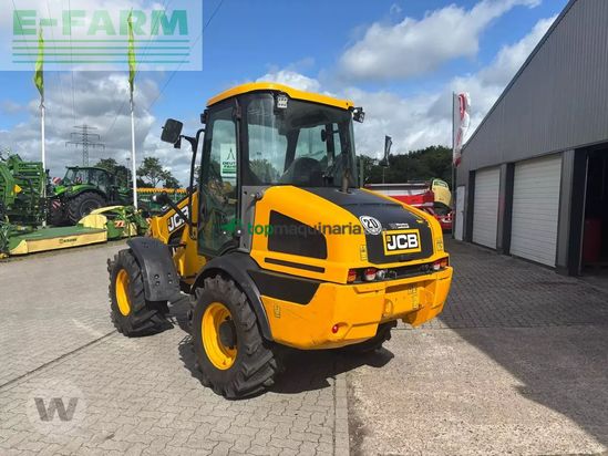 Minicargadora - JCB - tm 220