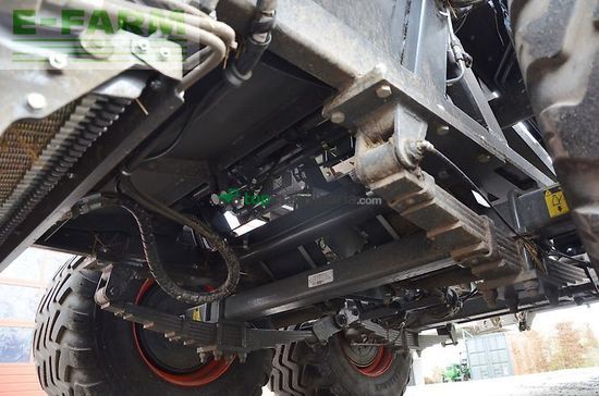 Empacadora gigant - Claas - quadrant 5300 evolution fc tan