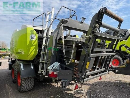 Empacadora gigant - Claas - quadrant 5300 fc t+st