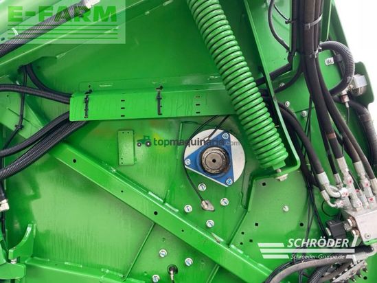 Empacadora gigant - John Deere - v 461 m