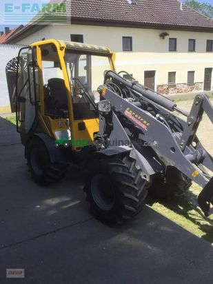 Minicargadora - Eurotrac - w12