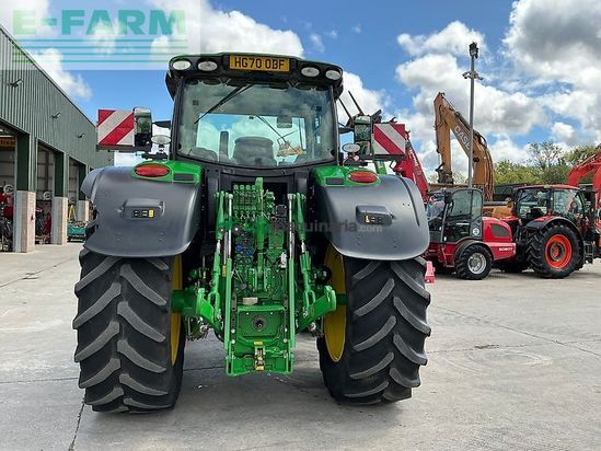Tractor agrícola - John Deere - 6215r premium edition tractor (st26328)