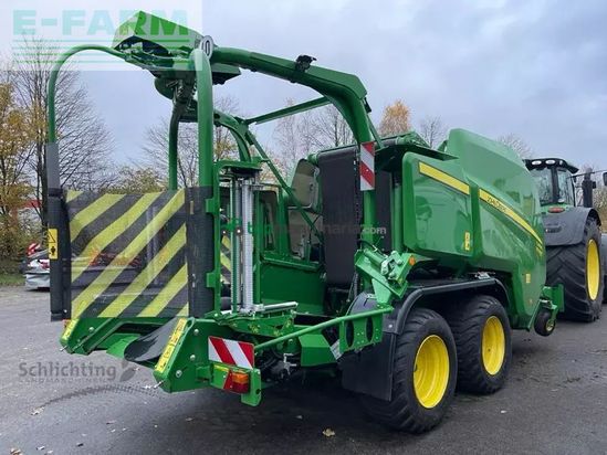 Empacadora gigant - John Deere - c451r